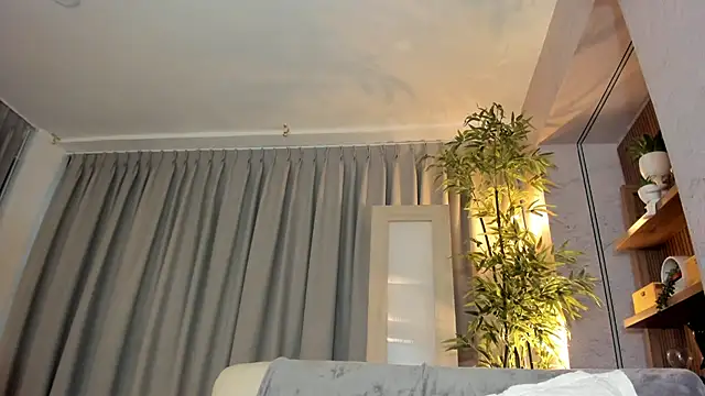 IsabelaStefano webcam