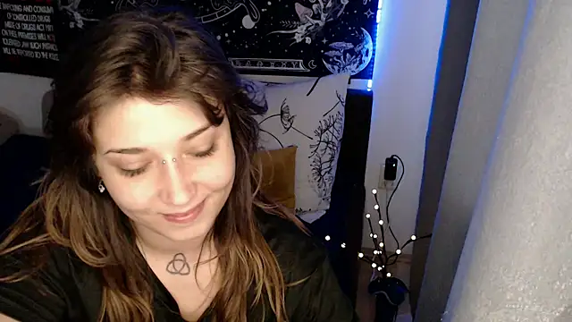AlienforTwenty webcam