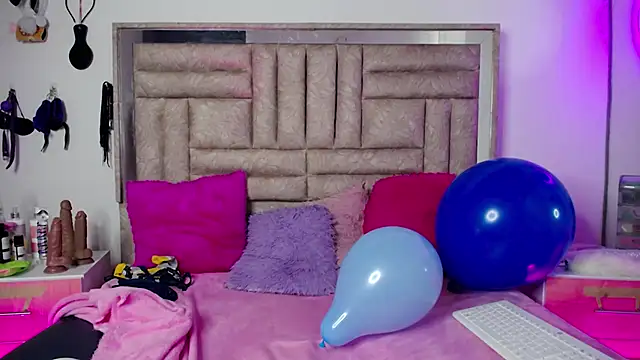 Bombom_Lux webcam