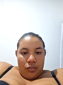 monicarokaforte webcam
