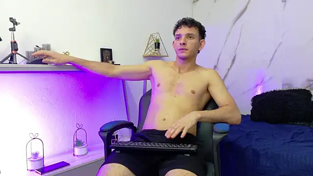 keen_black_ webcam