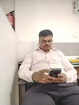 Desi_Lodo_Gujju_Boy webcam