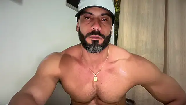 romeolovedark (Ask my age) - flex muscles