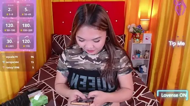 XxSexyPinay4uxX webcam