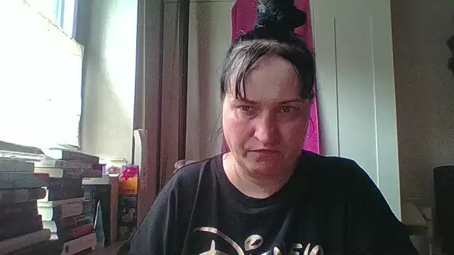 _squirty_cum_lady_ live cam on StripChat