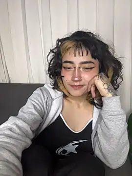 baby_akuma live cam on StripChat