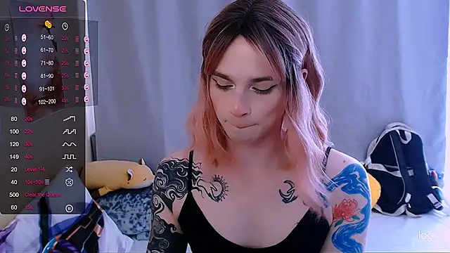 Alice_Hells webcam