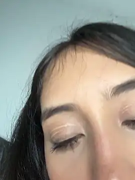 nohemyDream live cam on StripChat