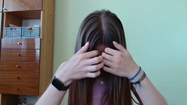 LooveELLYx live sex cam
