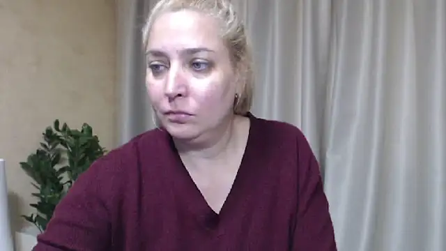 sweetpussy13 webcam