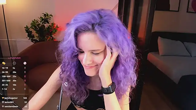 AuraLaunni webcam