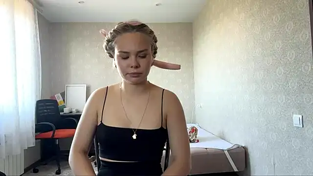 Cary_blonde
