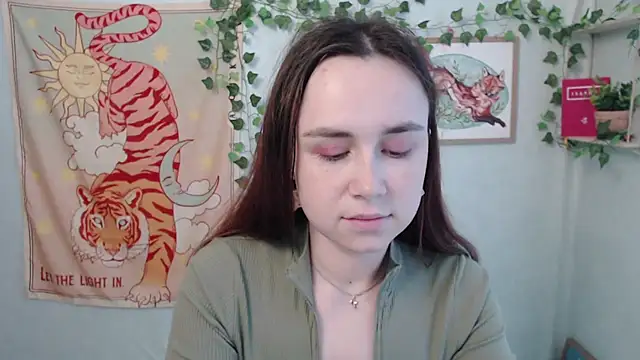 VeryVeryVeryShy_ live cam on StripChat