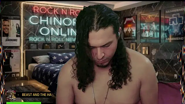 chino_roz live cam on StripChat