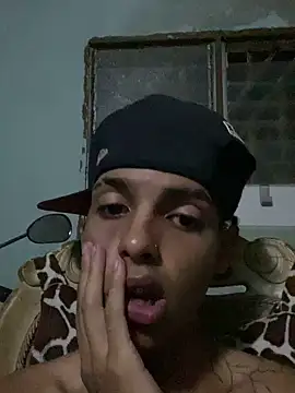 Aleexxx_2005 webcam