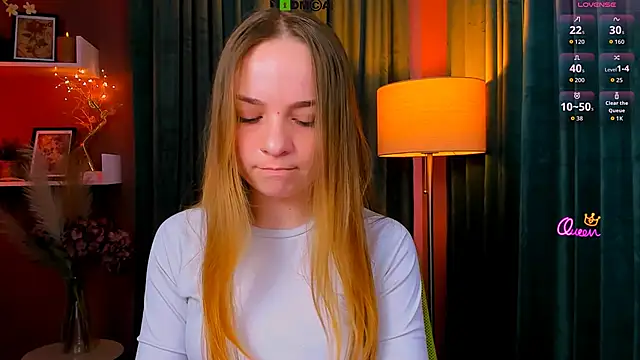 maddy_moah live cam on StripChat