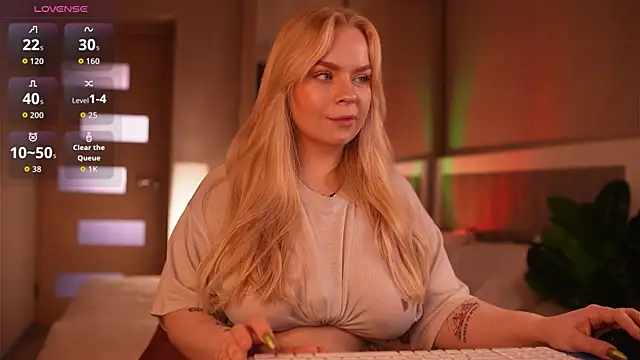 LisaLove3 webcam