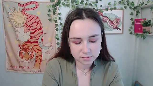 VeryVeryVeryShy_ live cam on StripChat