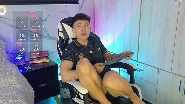 Saimonvela live cam on StripChat
