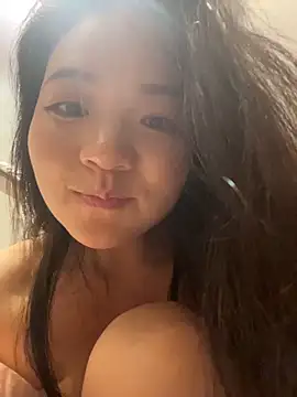xiaochengzi505 live cam on StripChat