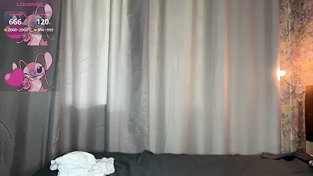 LoraDavi webcam