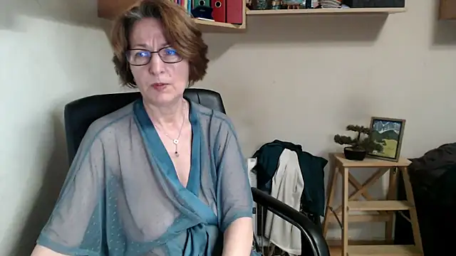 katemodel webcam