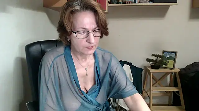 katemodel webcam