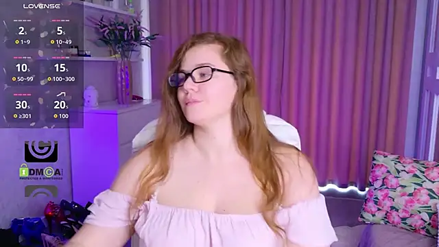 KellyKleine webcam