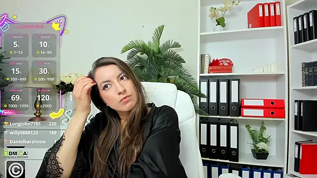 amayawest (F young) - 💦CONTROL LOVENSE💟