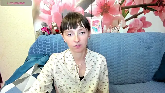 TayanaJons webcam