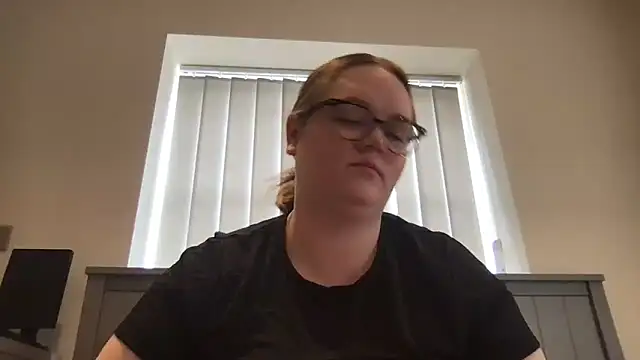 honeyyy24 webcam