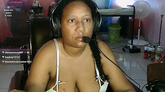 Eirondra_valeen webcam