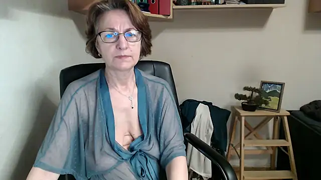 katemodel webcam