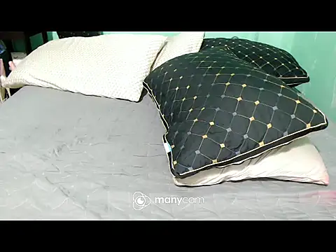 SeductiveNikki webcam