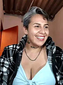 Yessi_rousse webcam