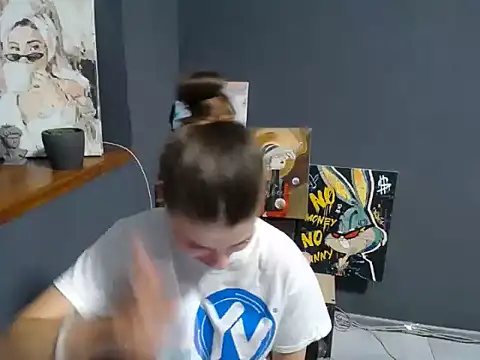 felicity_gold webcam