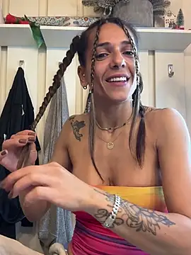 PlayfulShow webcam
