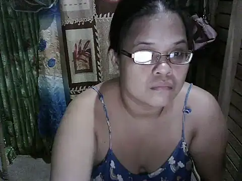 Hotty_babe23 webcam