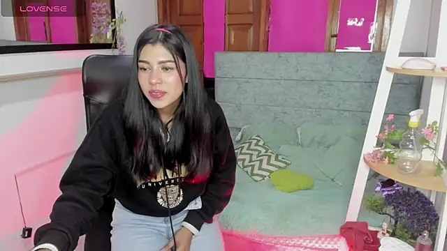 Aysha_winxs webcam