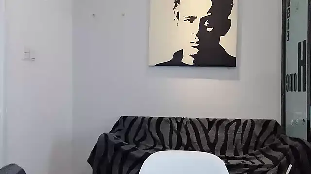 KiKi-011 webcam