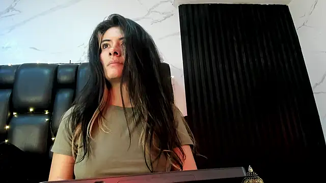 AshleyyHall webcam