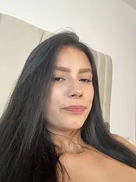 oficialaura webcam
