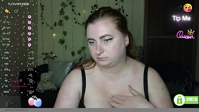 Alicia_love00 live cam on StripChat