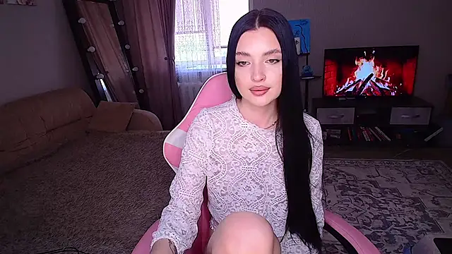 yoursLina webcam