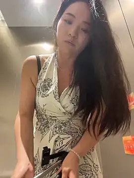 xiaochengzi505 (F milf) - 上下一起真空