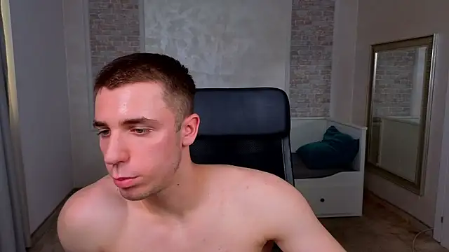 KellenWest Live Webcam on Stripchat