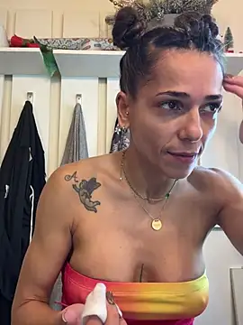 PlayfulShow live cam on StripChat