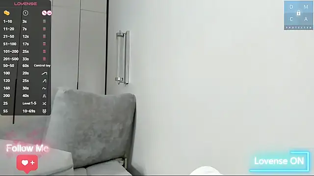 MinaDiamondd live cam on StripChat