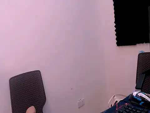 sexyasiancock_yllana webcam