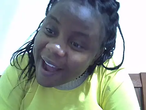 ebonyzoey live cam on StripChat
